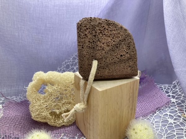 Lava-Bimsstein „Muschelförmig“ mit Kordel