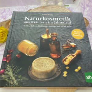 Naturkosmetik aus Kräutern