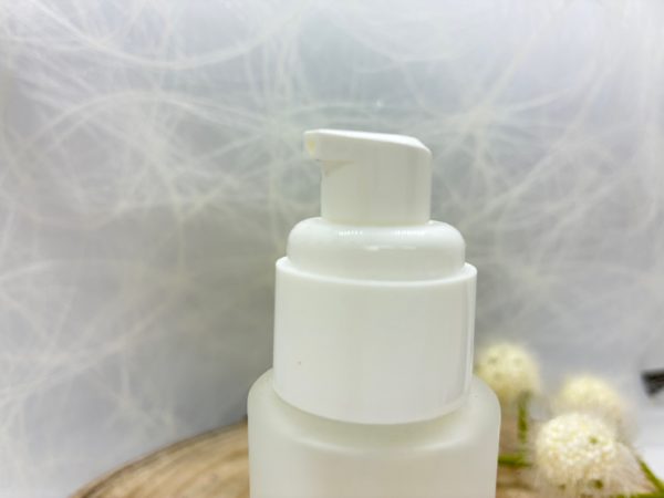 Glasflasche matt mit Pumpe 50ml1