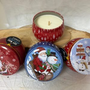 Weihnachtskerzen in Dosen